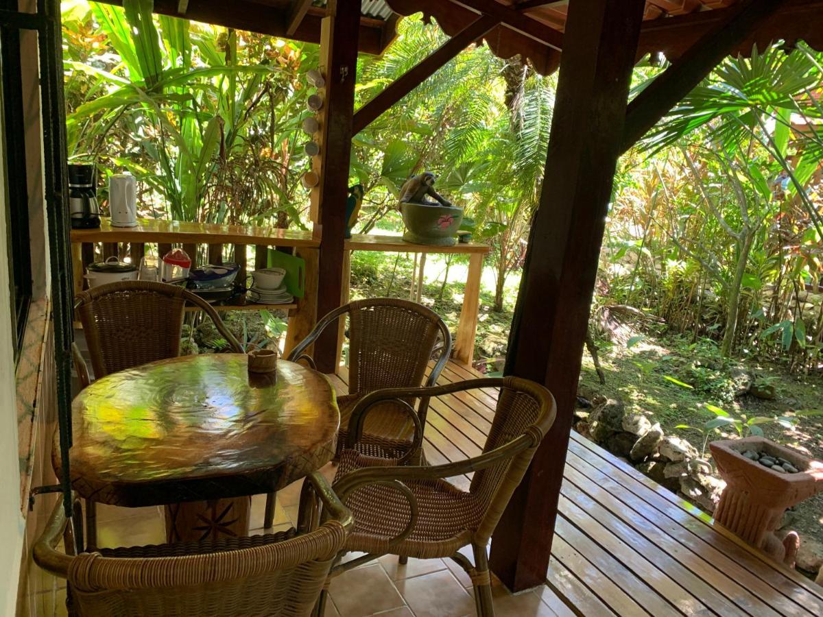 Cabinas Tito Cahuita Luaran gambar