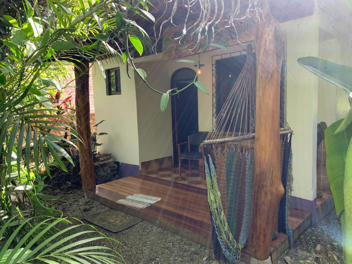 Cabinas Tito Cahuita Luaran gambar